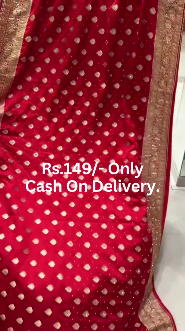 Embroidered Art Silk Saree in Maroon - Image 5