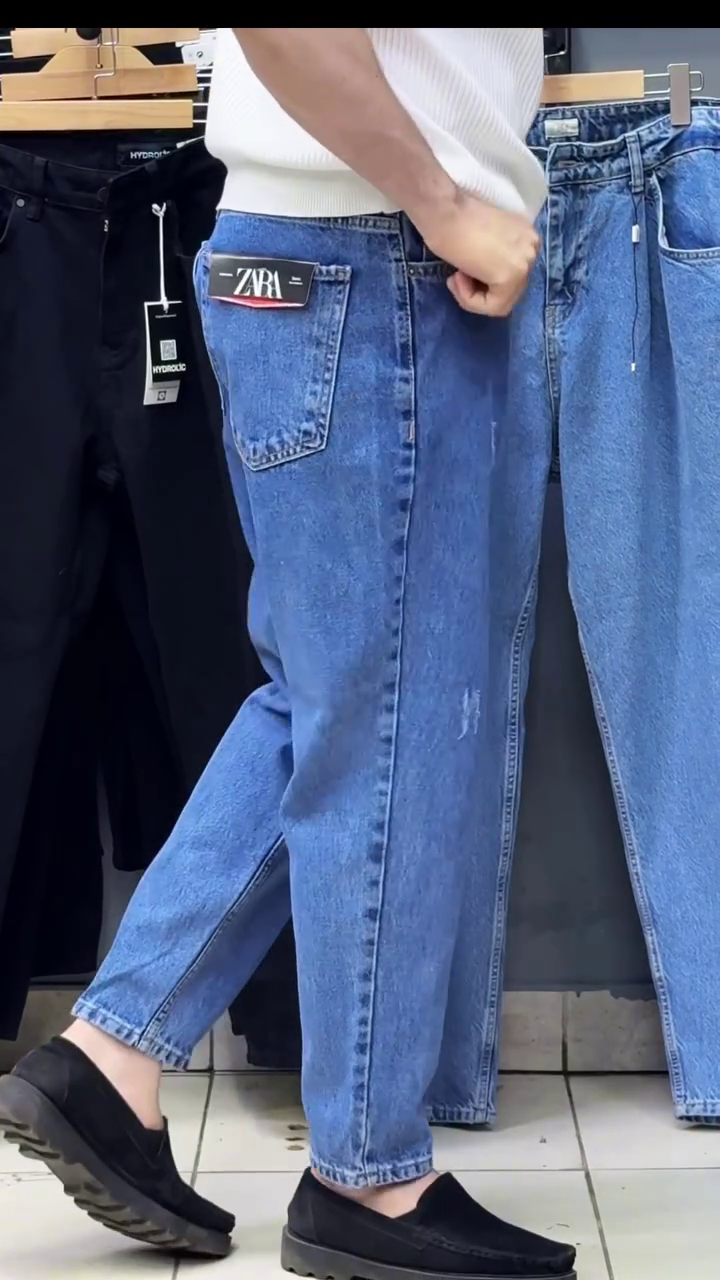 Men Straight Fit Stretchable Jeans - Image 9